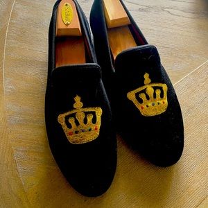 Men’s Velvet Slippers Size 11